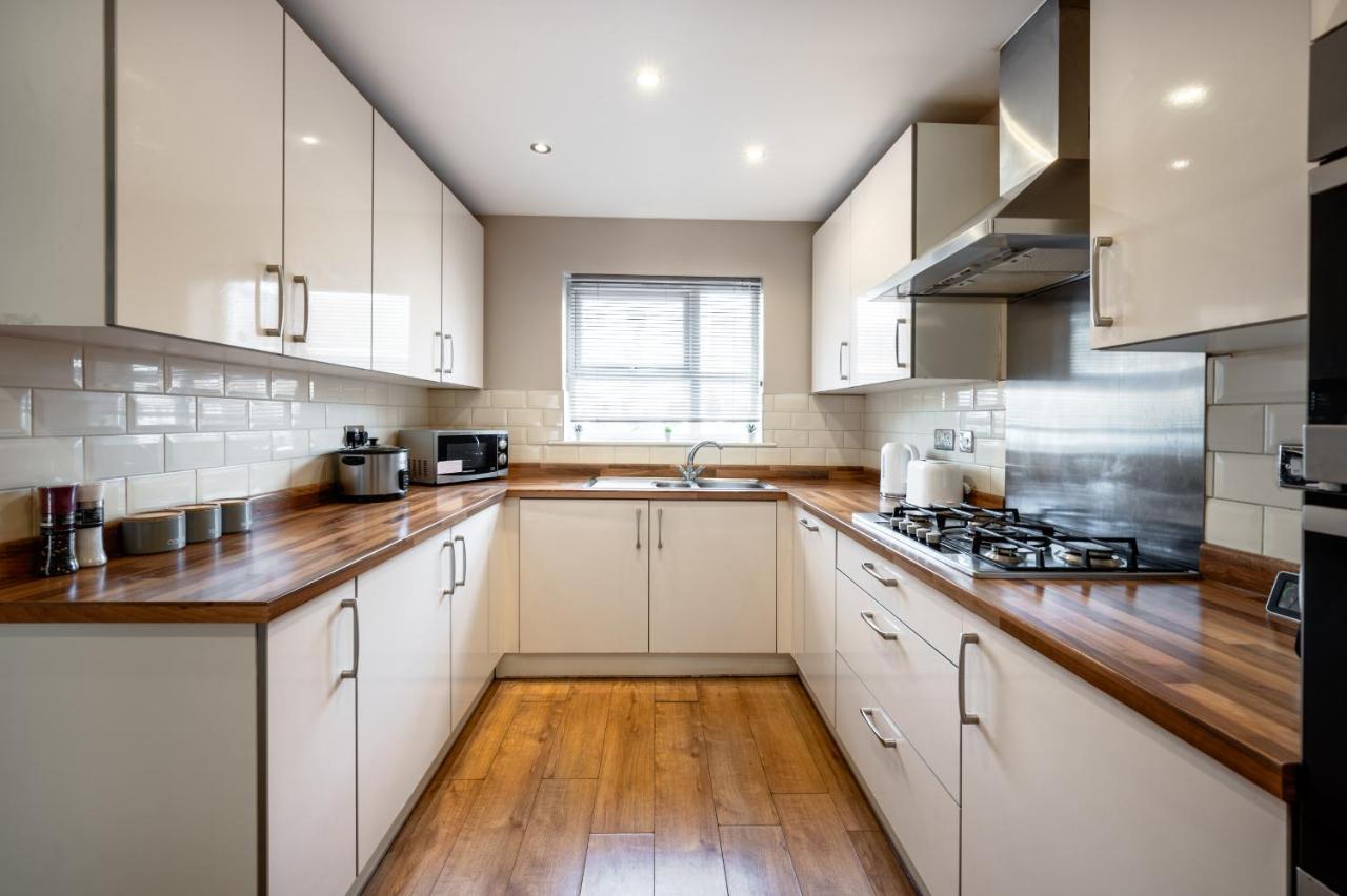 Manchester Serviced Accomodation Northernnightzzz - The Gardens Buitenkant foto
